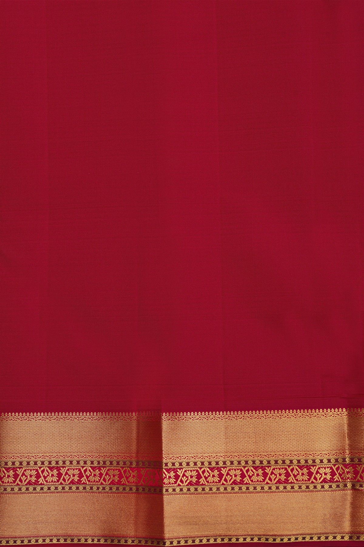Kancheepuram Silk Mehendi Green Saree With Zari Lines Body Red Border