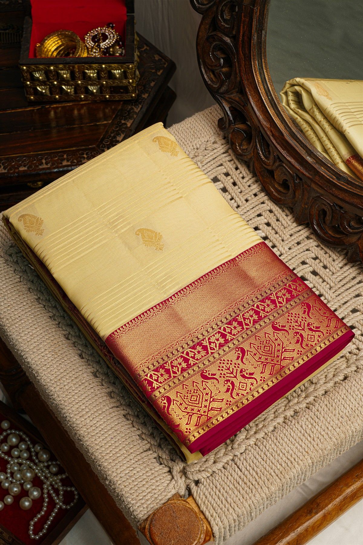 Kancheepuram Silk Off White Colour Saree With Zari Lines Body Contrast Border