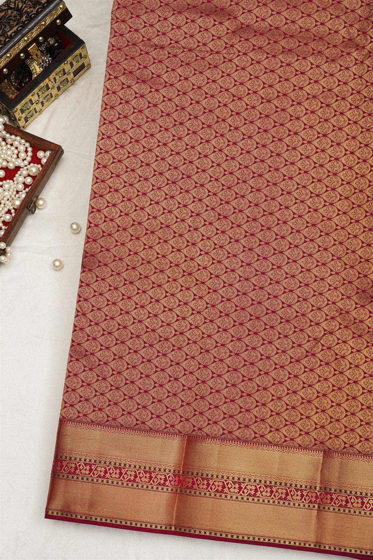 Kancheepuram Silk Off White Colour Saree With Zari Lines Body Contrast Border