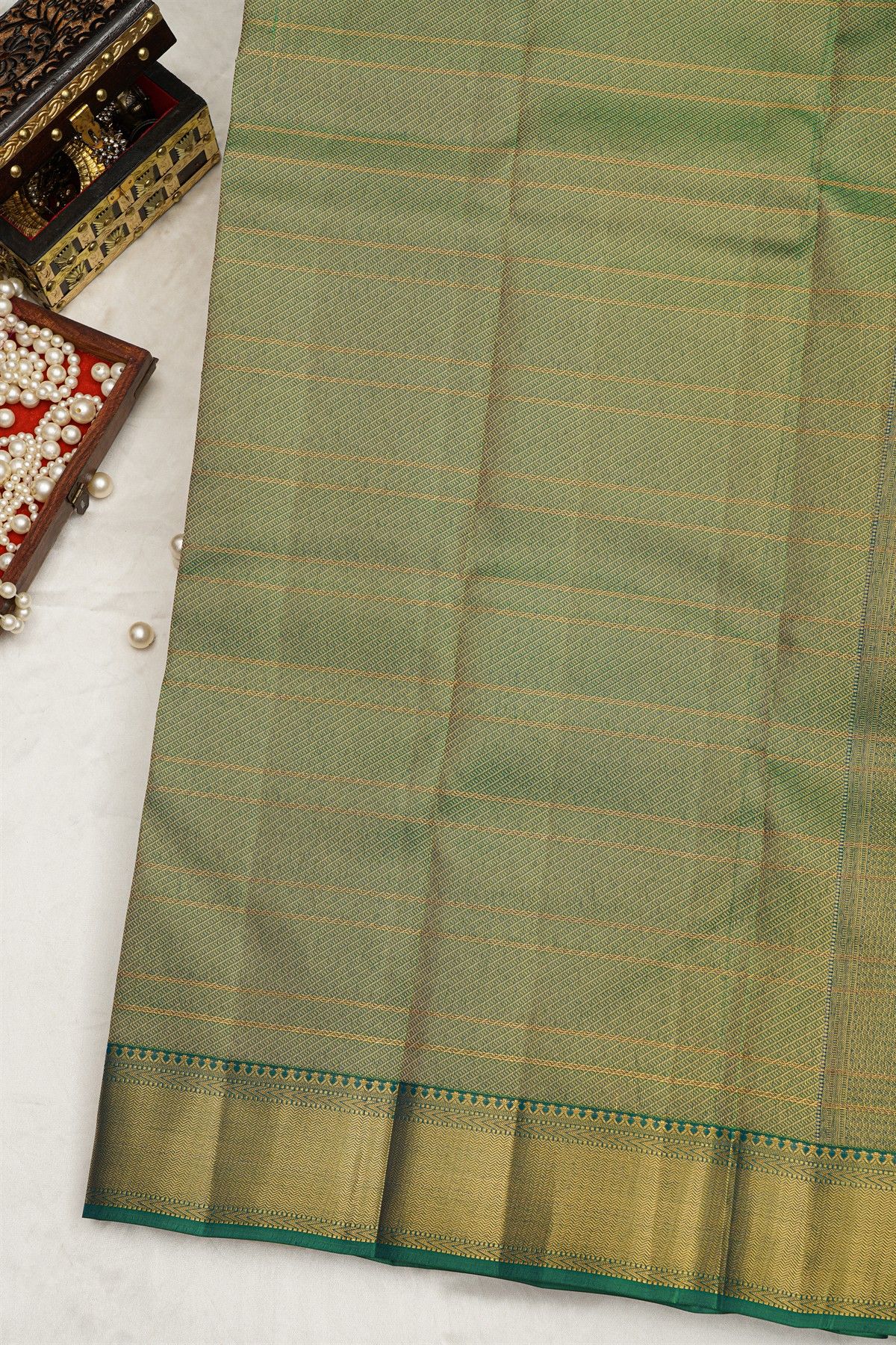 Kancheepuram Silk Dual Colour Saree Zari Lines Body Self Border