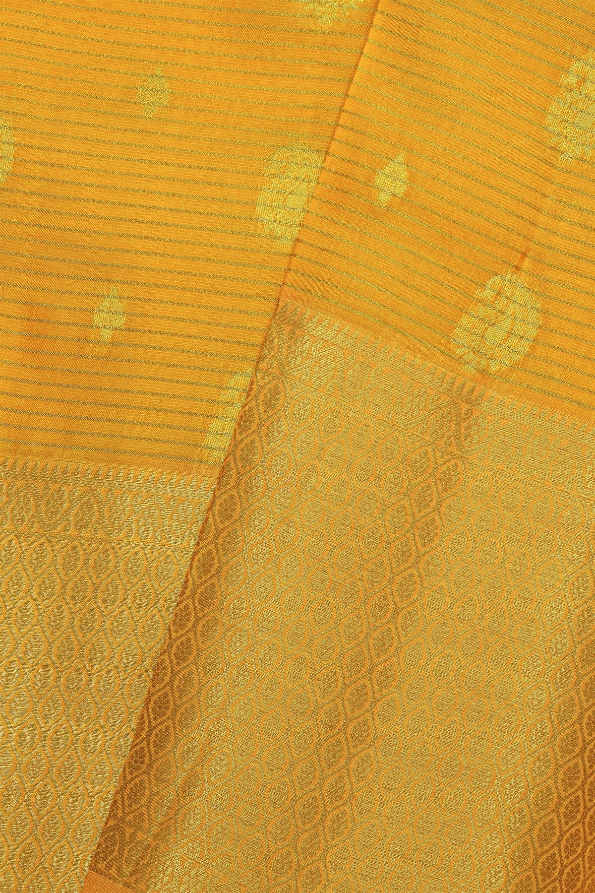 Kancheepuram Silk Dual Colour Saree With Florals Body Self Border