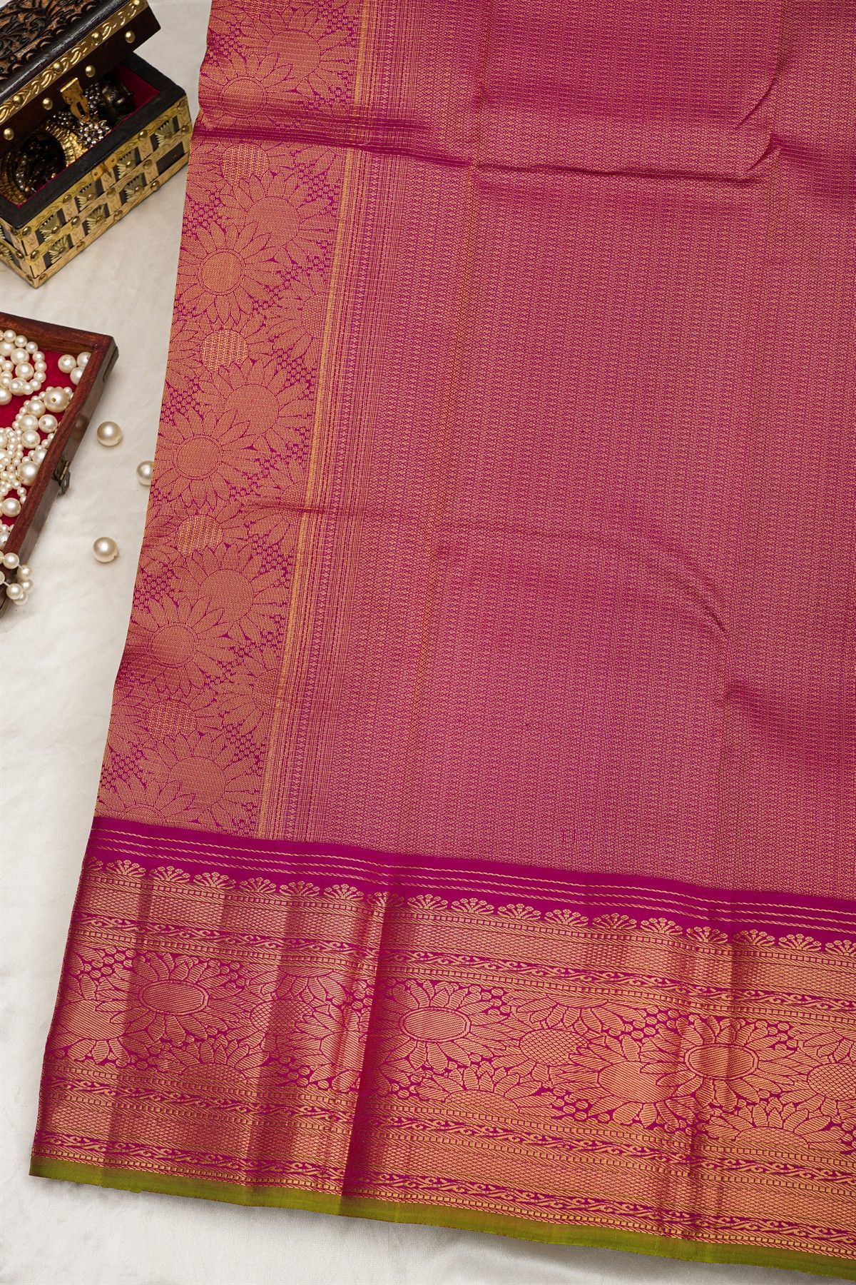 Kancheepuram Silk Parrot Green Saree With Zari Lines Contrast Border