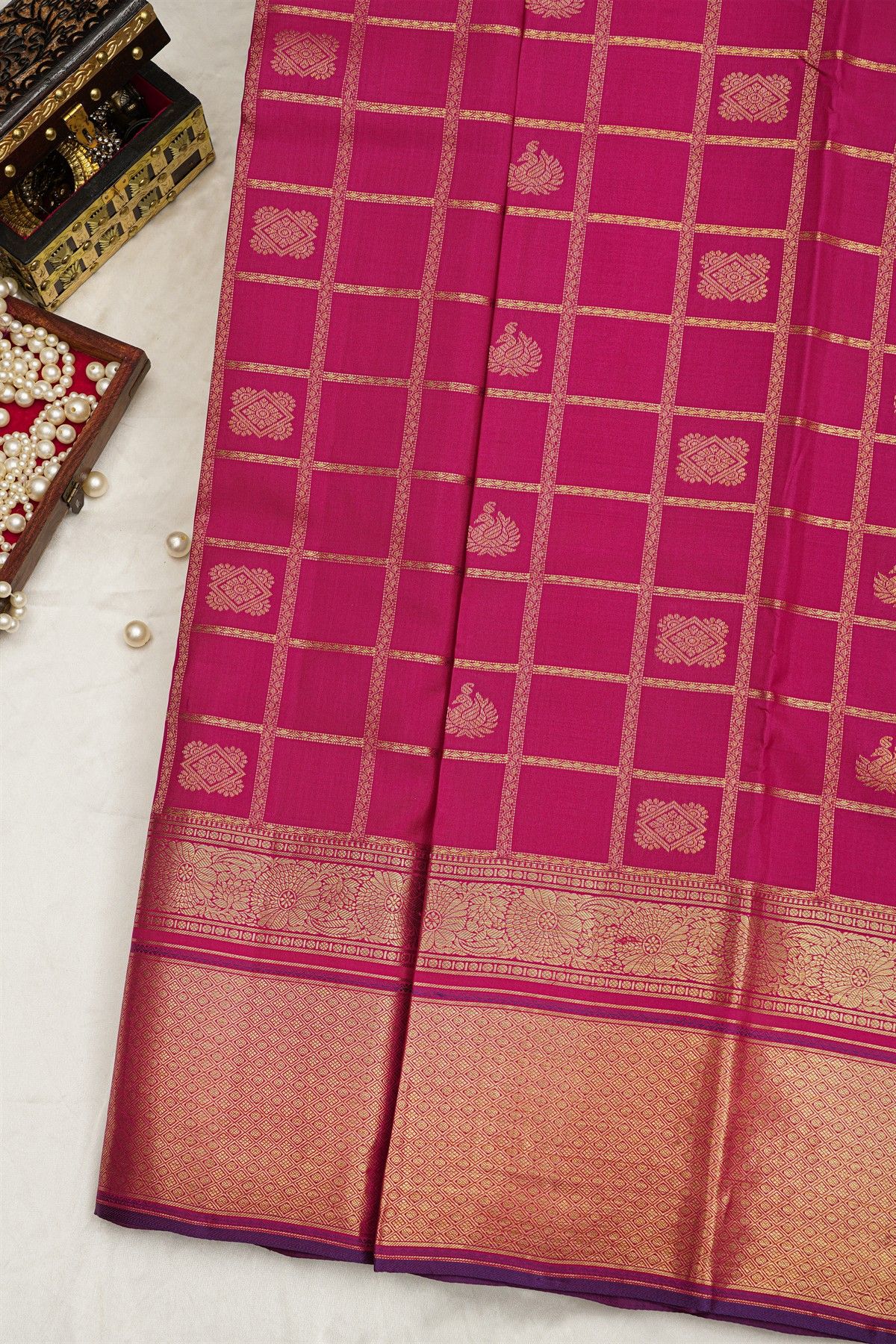 Kancheepuram Silk Magenta Saree With Zari Checks Body Self Border