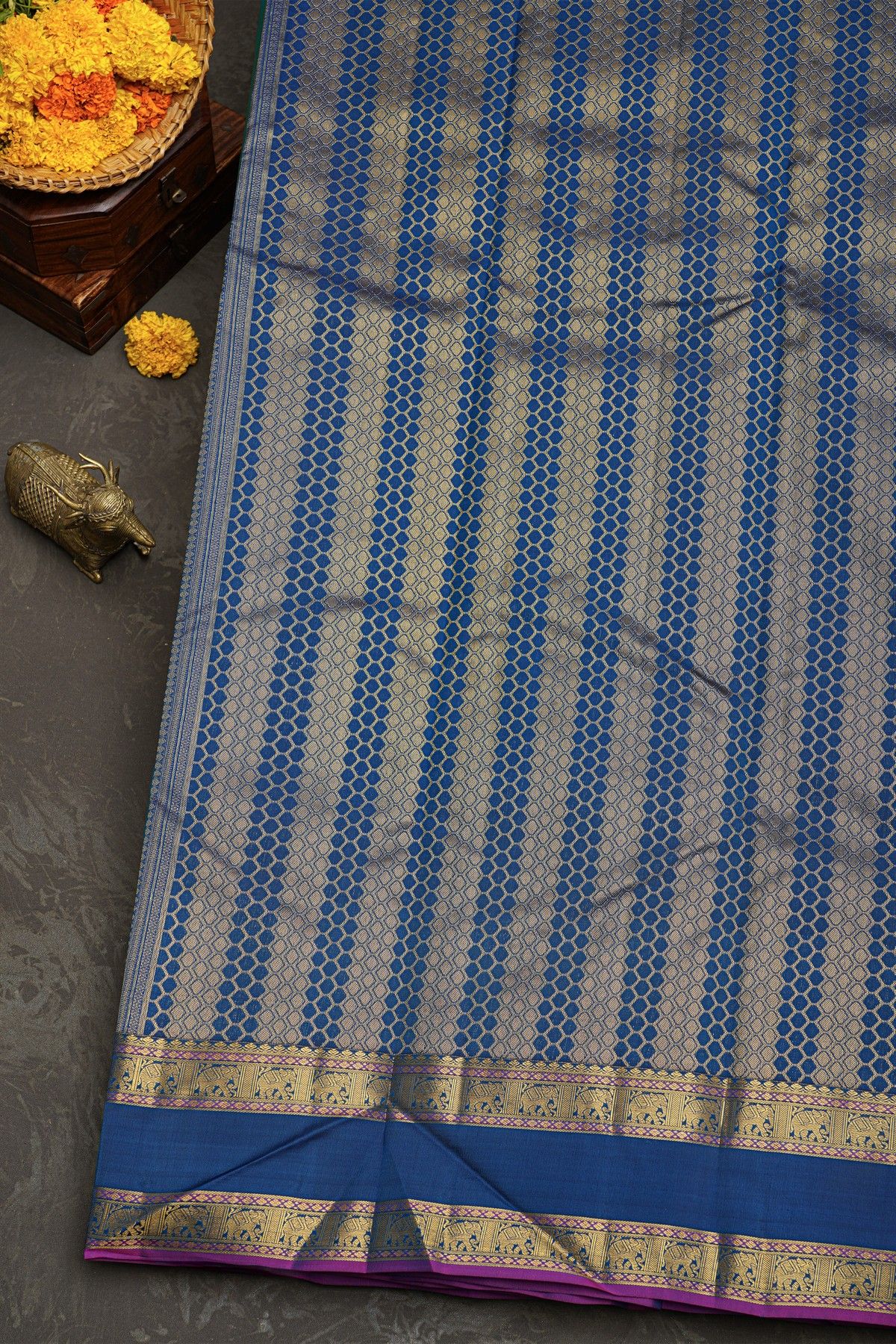 Kancheepuram Silk Sea Green Saree With Floral Buttis Body Gap Border