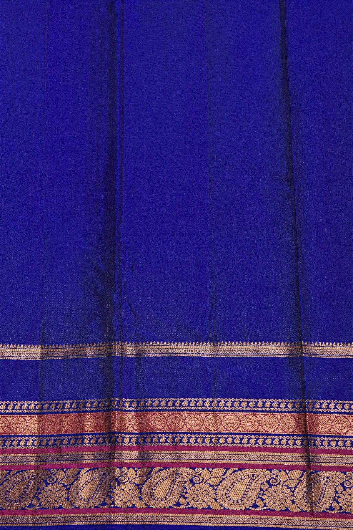 Kancheepuram Silk Mehendi Green Saree With Florals And Leaves Traditonal Gap Border
