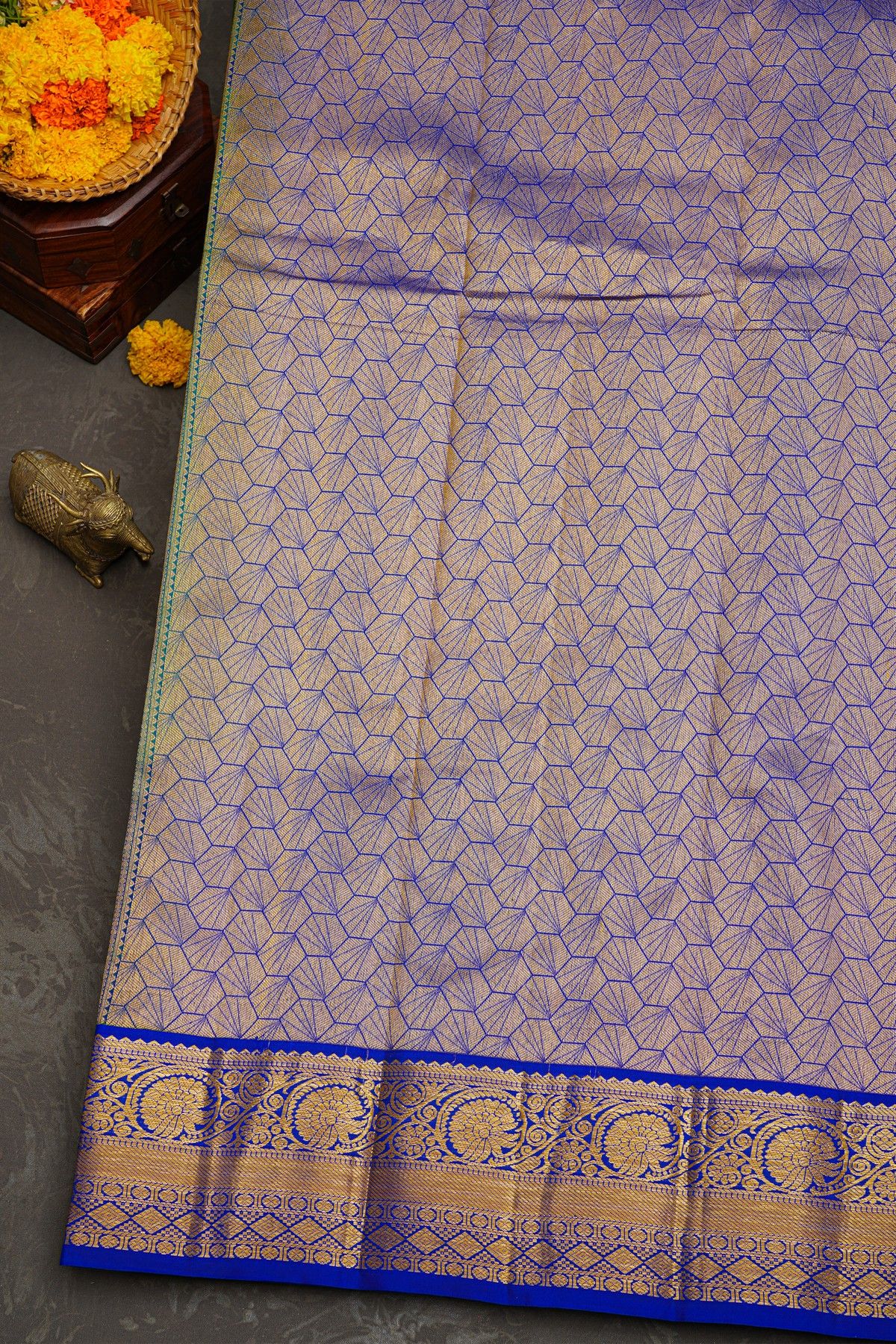 Kancheepuram Silk Bottle Green Saree With Florals And Leaves Jaal Border