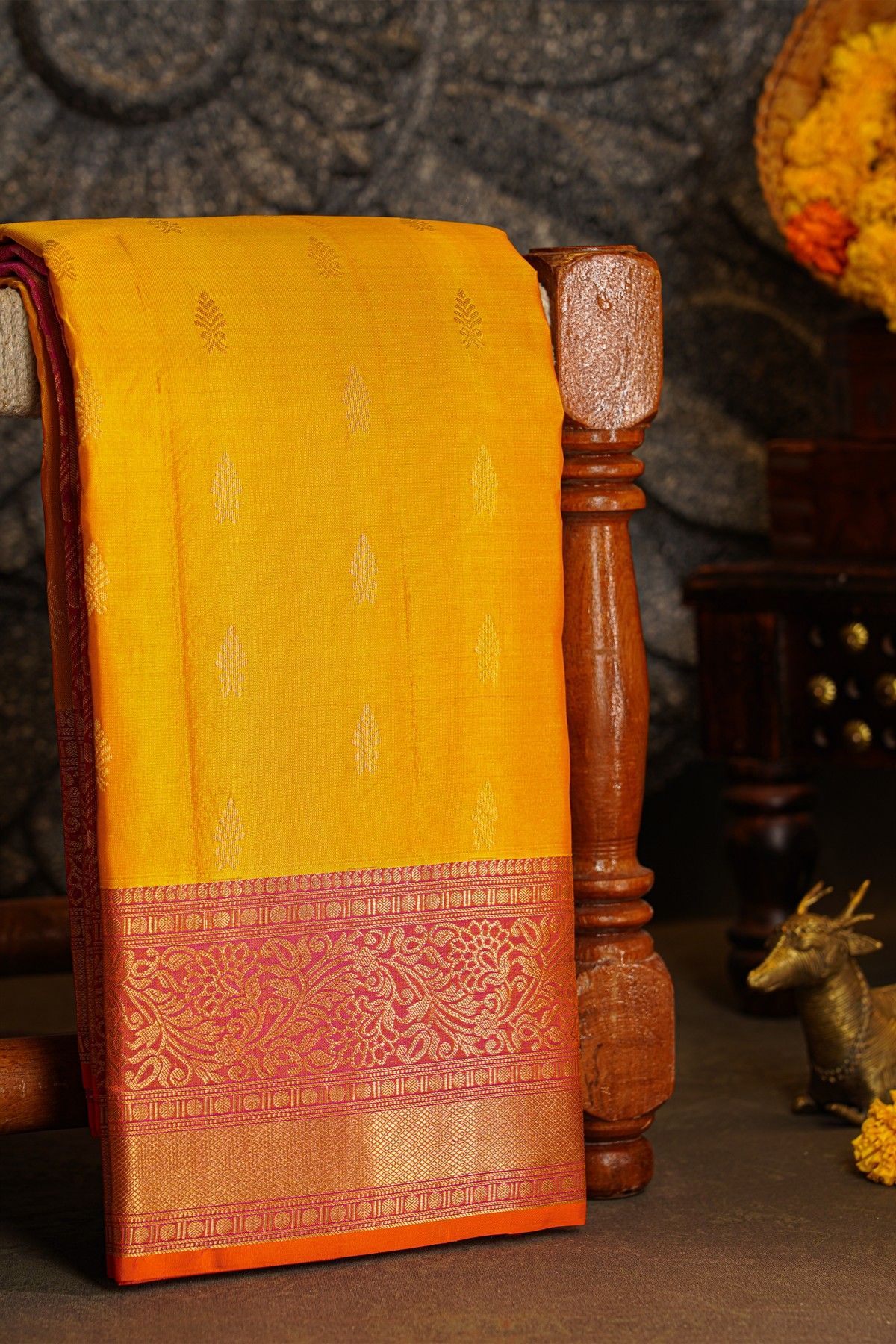 Kancheepuram Silk Yellow Saree With Florals And Leaves Jaal With Diamonds Border