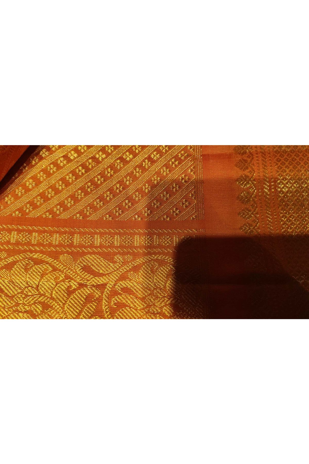 Gadwal Silk Violet Saree With Florals And Mango Paisleys Border
