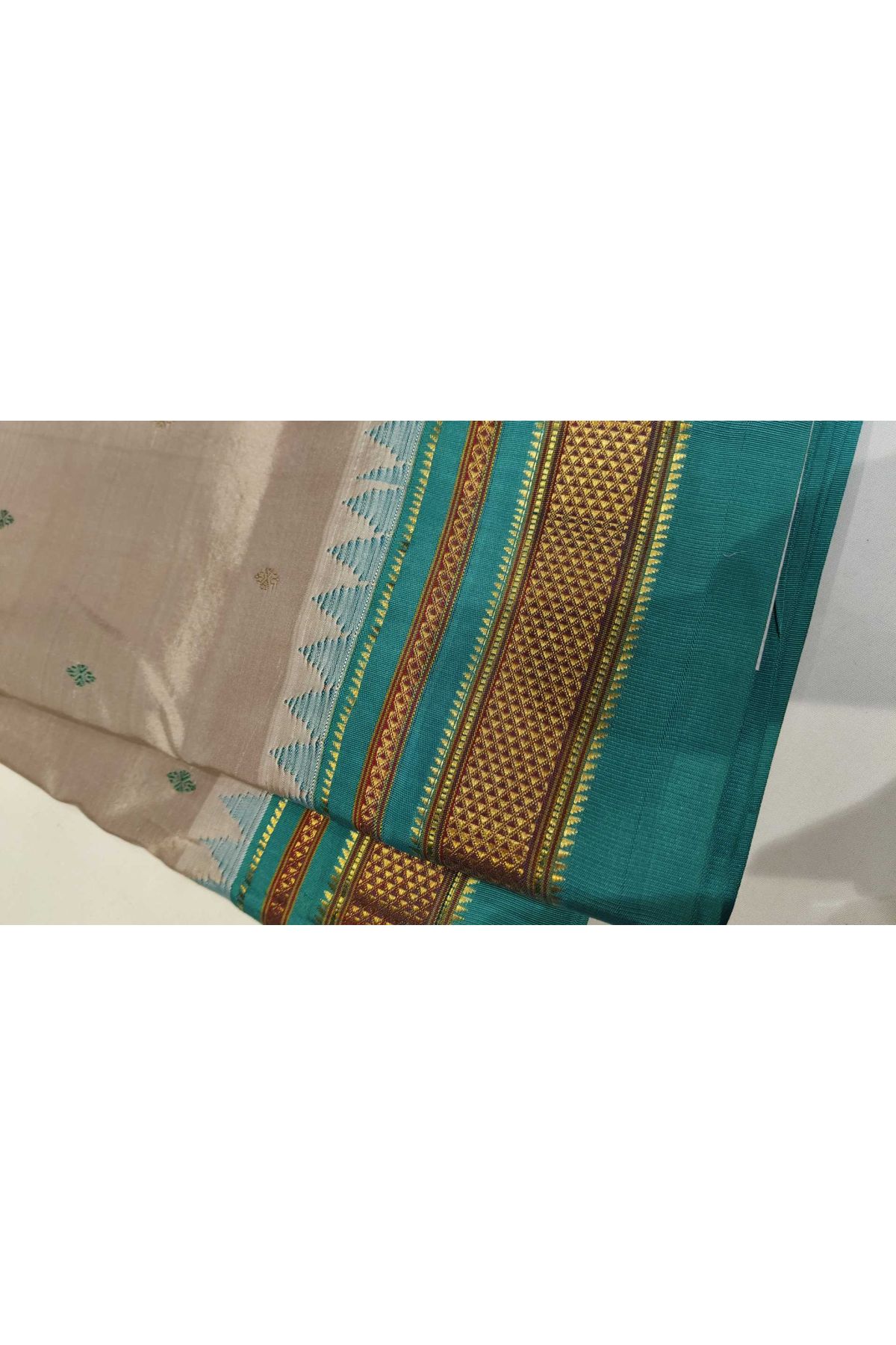 Narayanpet Silk Cream Saree