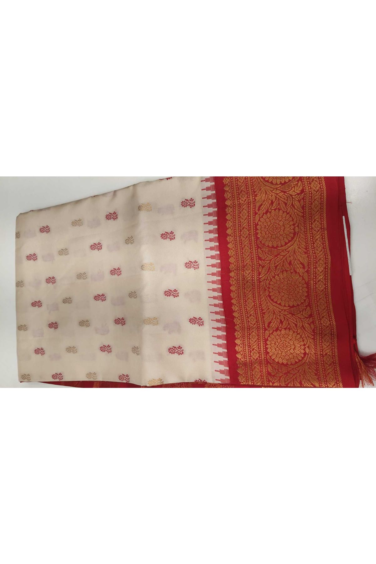Gadwal Silk Off-White Saree