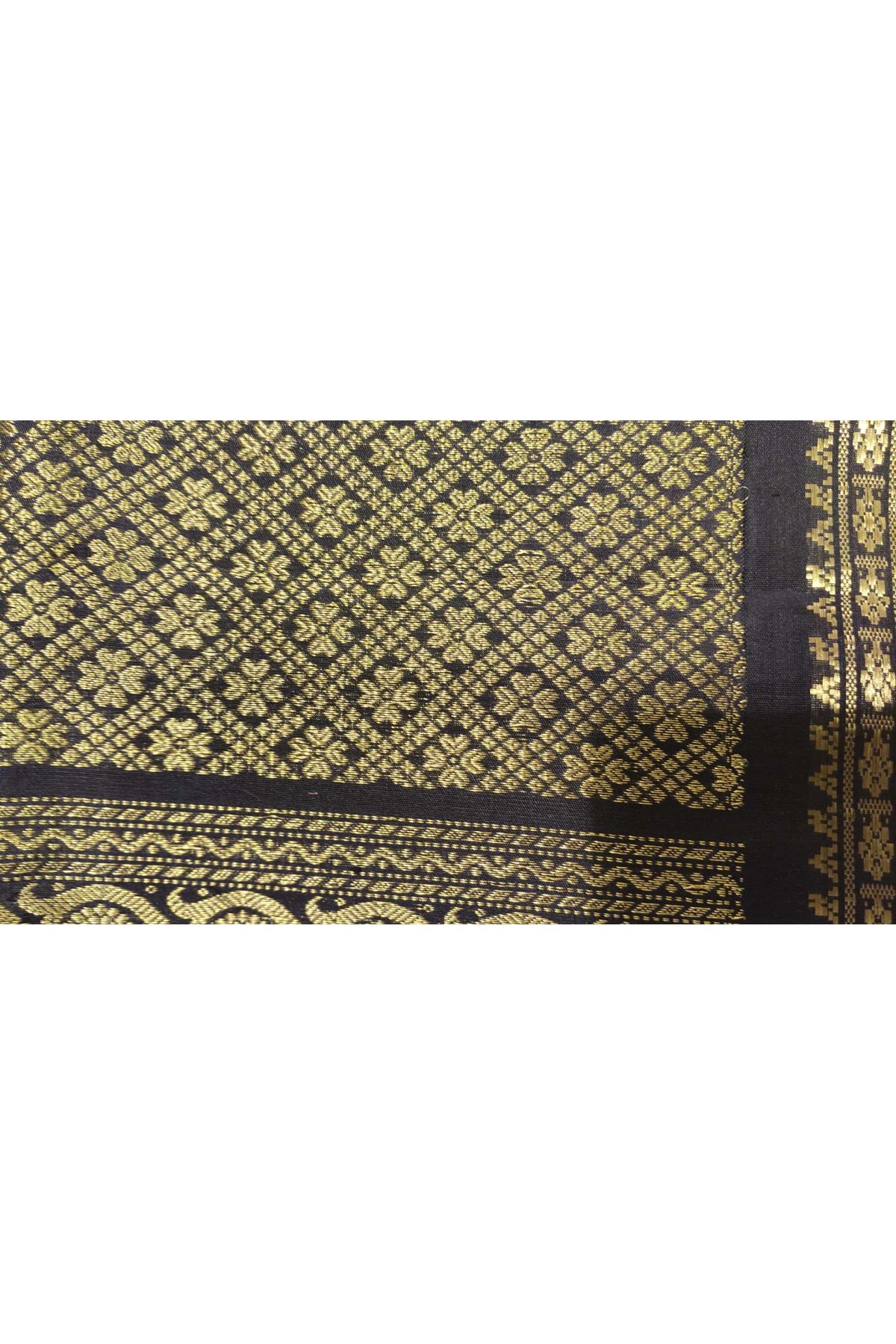 Gadwal Silk Cream Saree