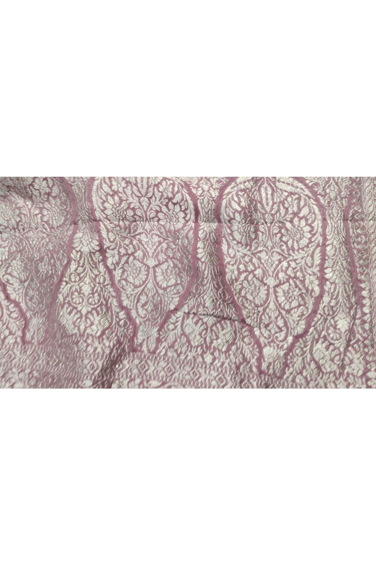 Banarasi Kaddi Georgette Lavender Saree With Birds And Animals Body