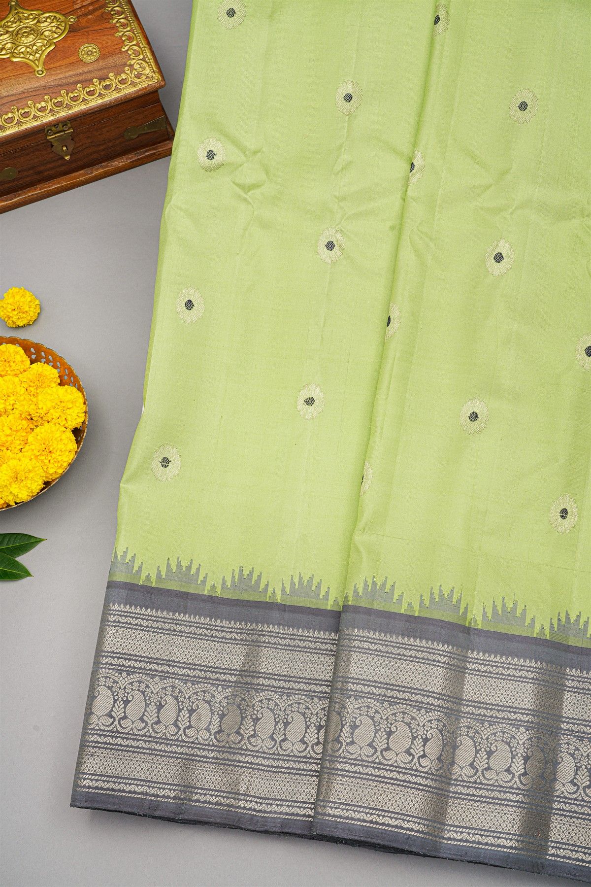 Gadwal Silk Light Green Saree