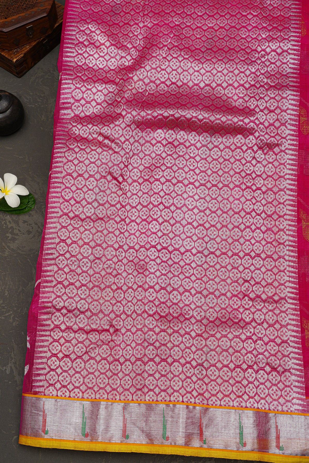 Zari Kota Magenta Saree