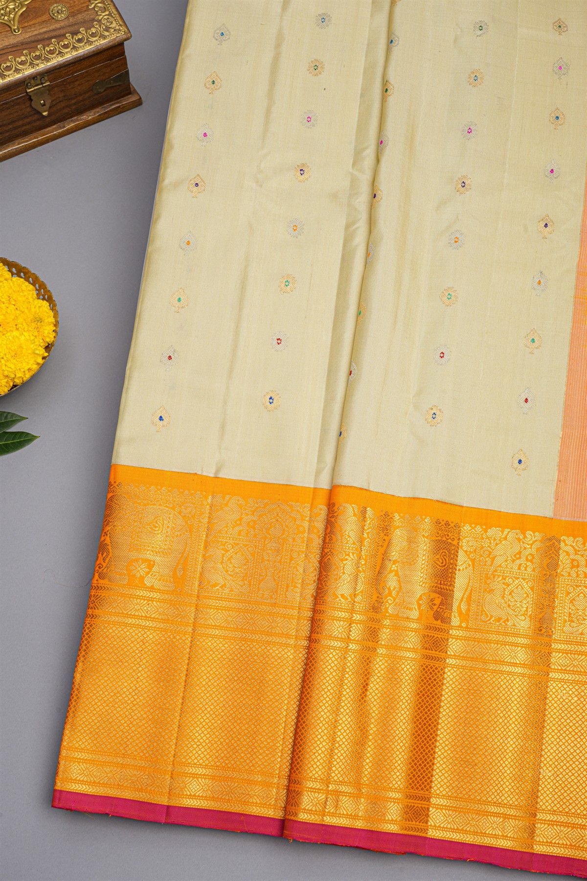 Gadwal Silk Off White Saree