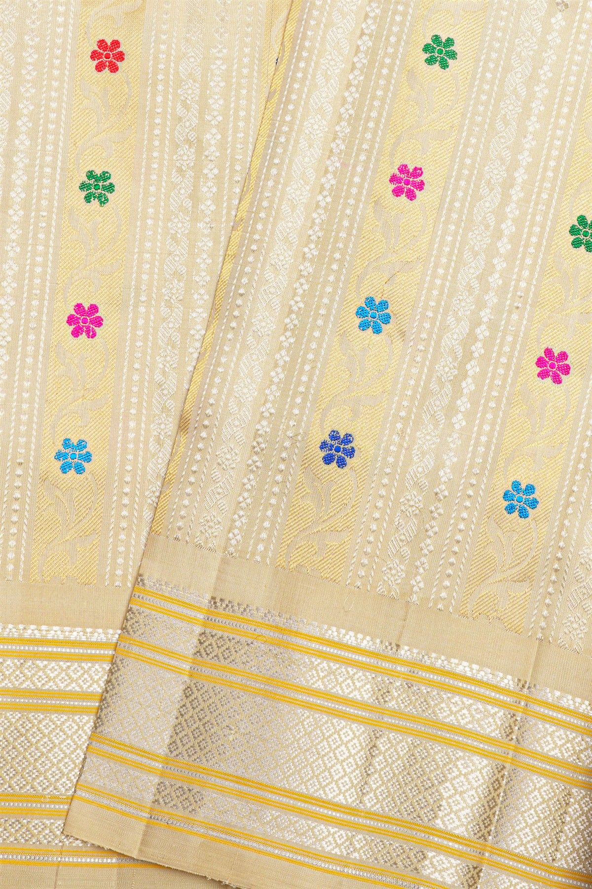 Gadwal Silk Cream Saree