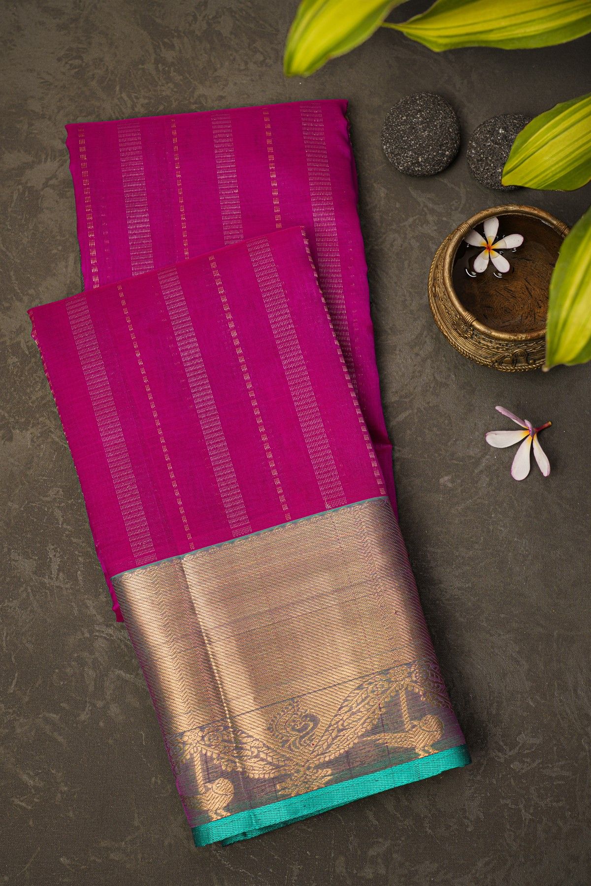 Kuppadam Sico Magenta Saree