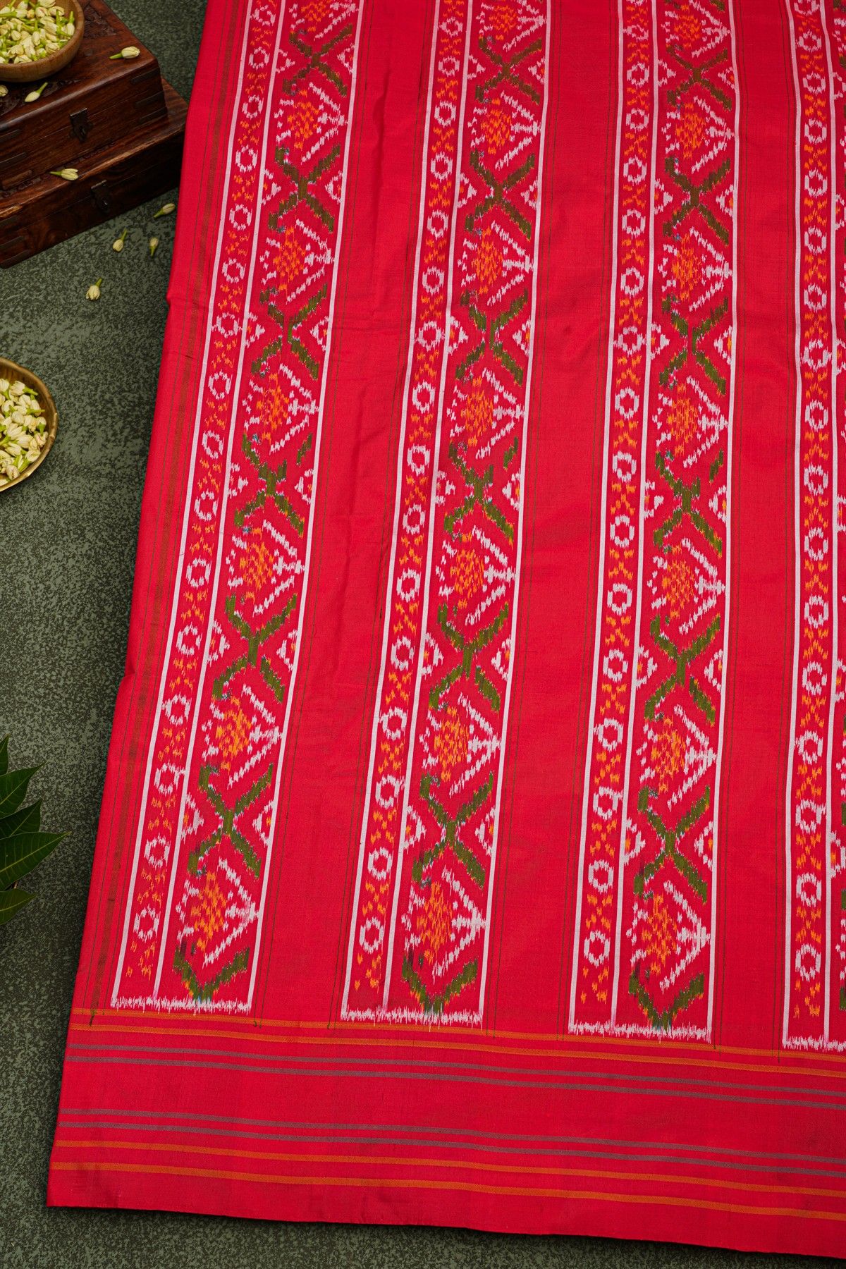 Ikat Silk Dual Colour Saree