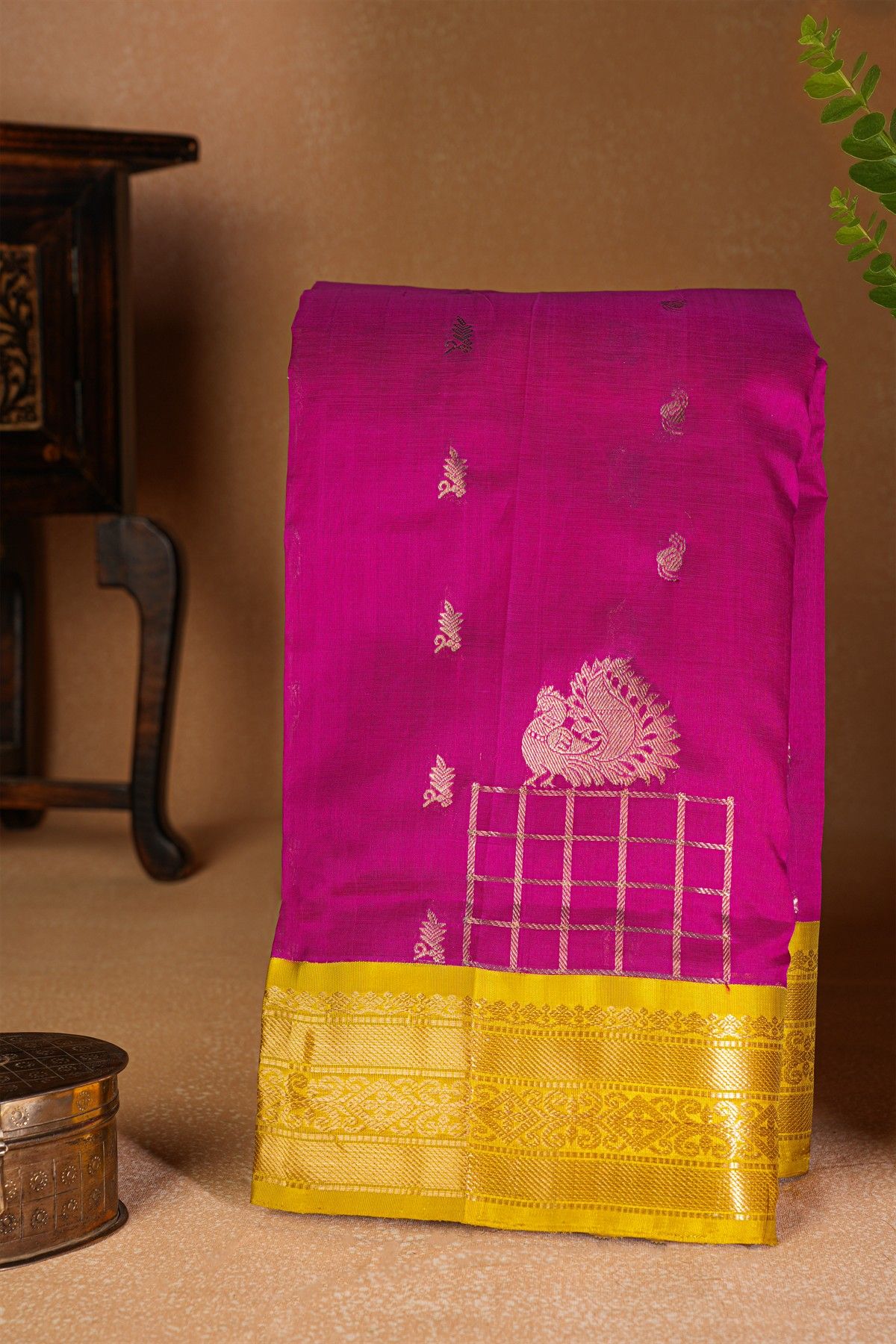 Kuppadam Sico Magenta Saree