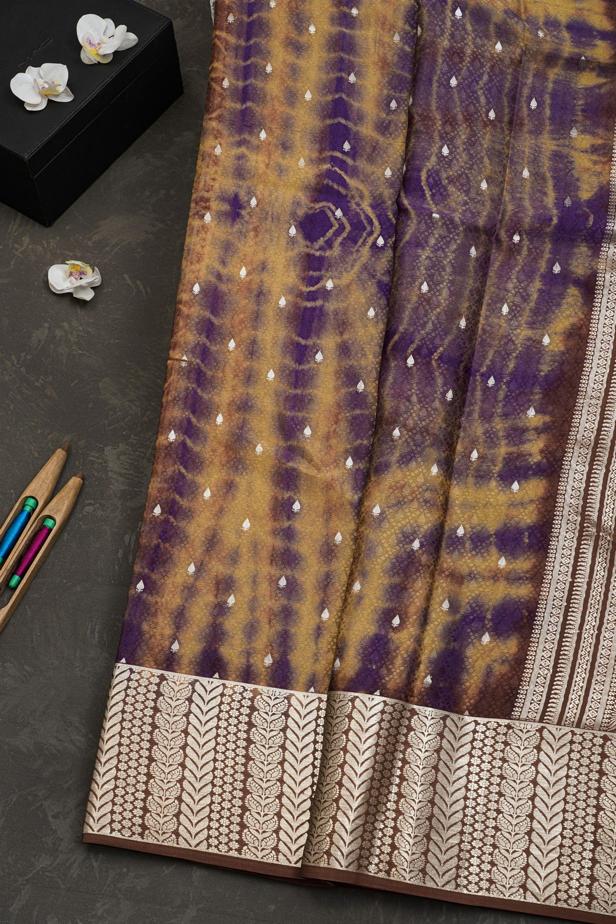 Mysore Crepe Dual Colour Saree