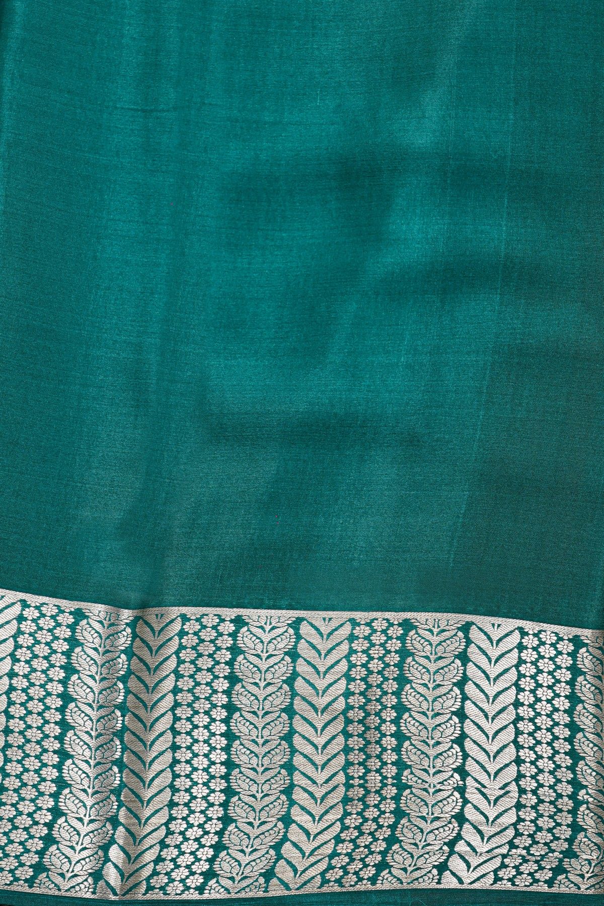 Mysore Crepe Dual Colour Saree