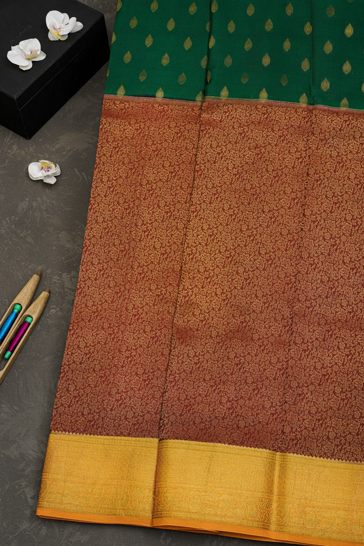 Mysore Crepe Dual Colour Saree