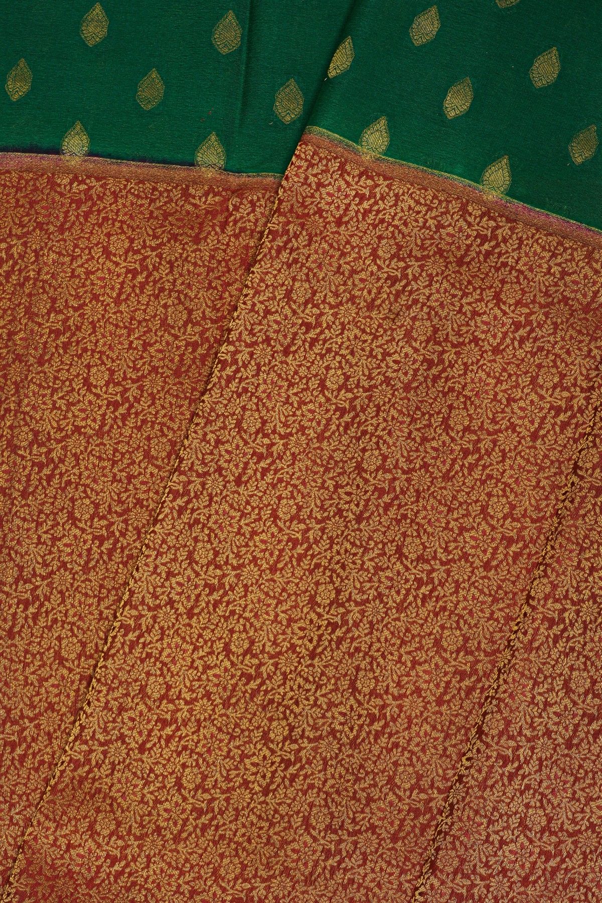 Mysore Crepe Dual Colour Saree