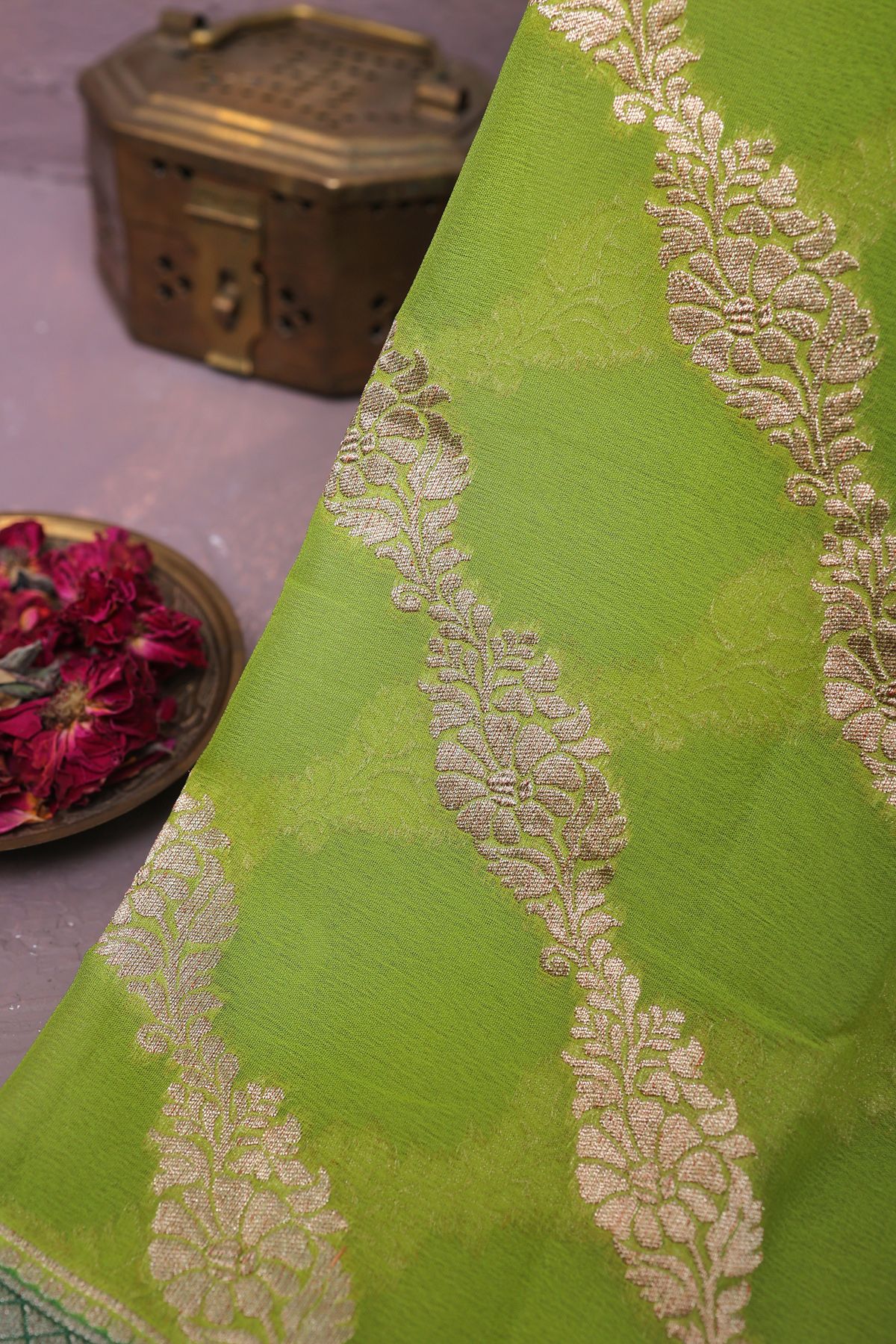 Kaddi Georgette Light Green Saree