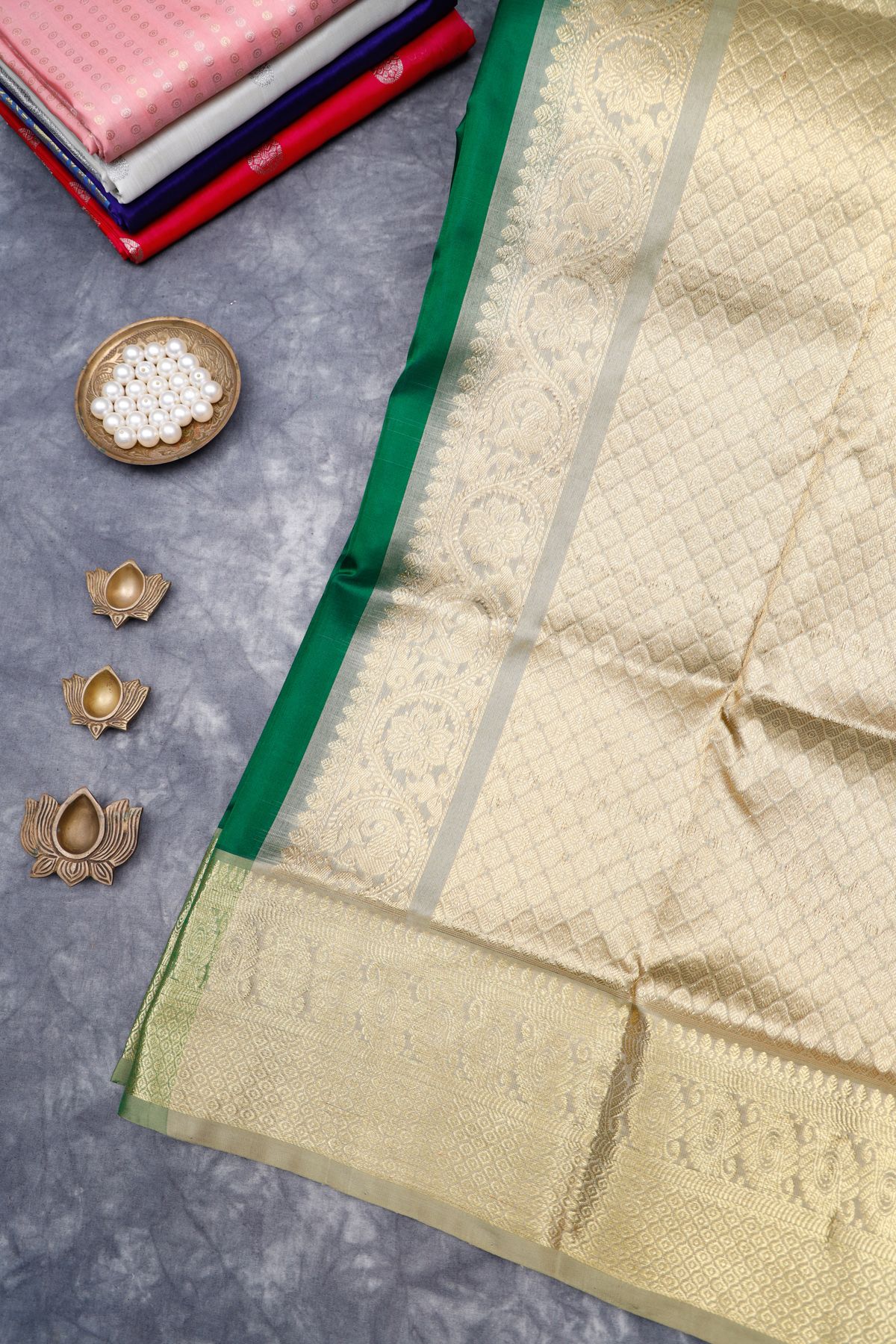 Venkatagiri Silk Bottle Green Saree