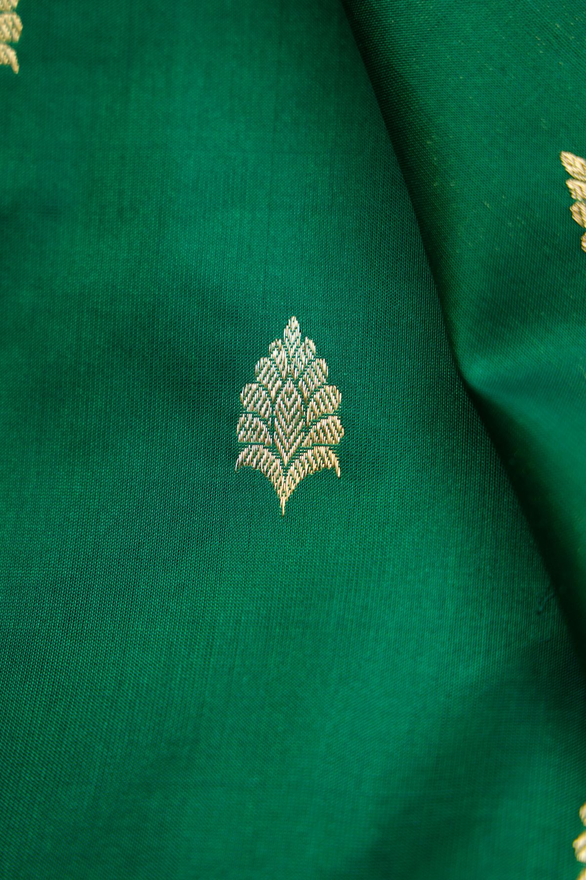 Venkatagiri Silk Bottle Green Saree