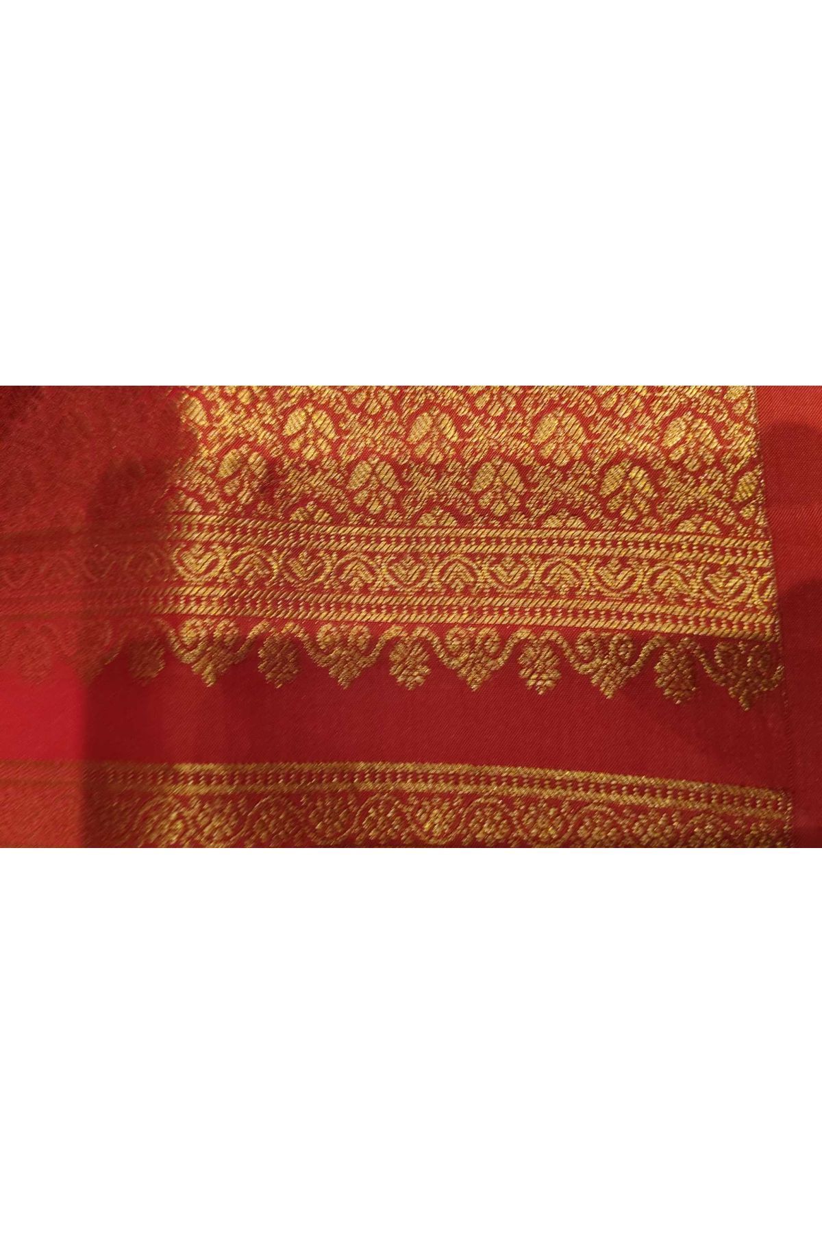 Gadwal Silk Red Saree