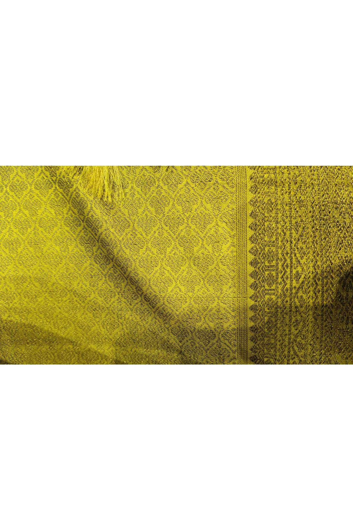 Kancheepuram Silk Leaf Green Saree With Paisley Buttis Body