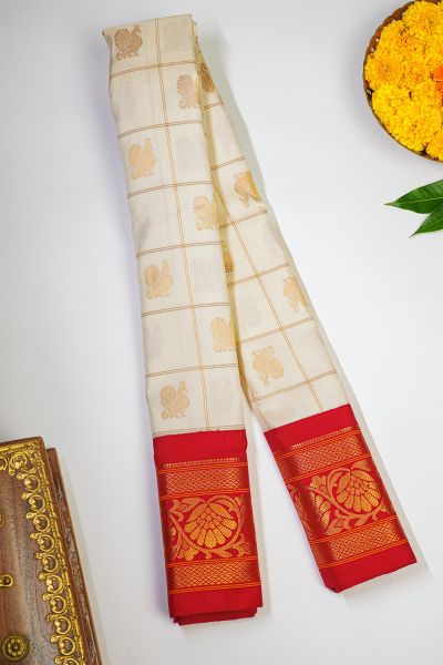Gadwal Silk Off-White Saree